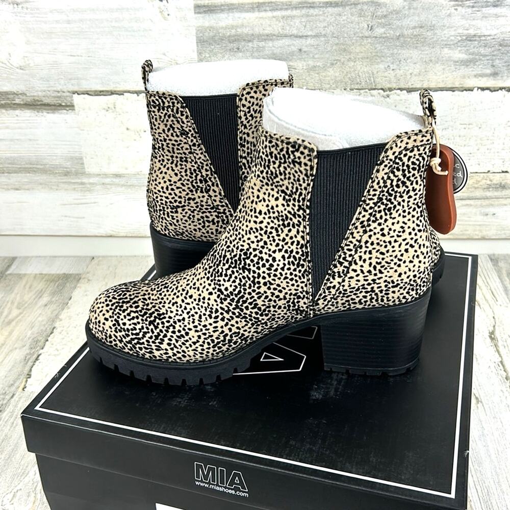 MIA Laren Womens 8.5 Leopard Print Faux Leather Ankle Boots Block Heel NEW - Picture 5 of 10